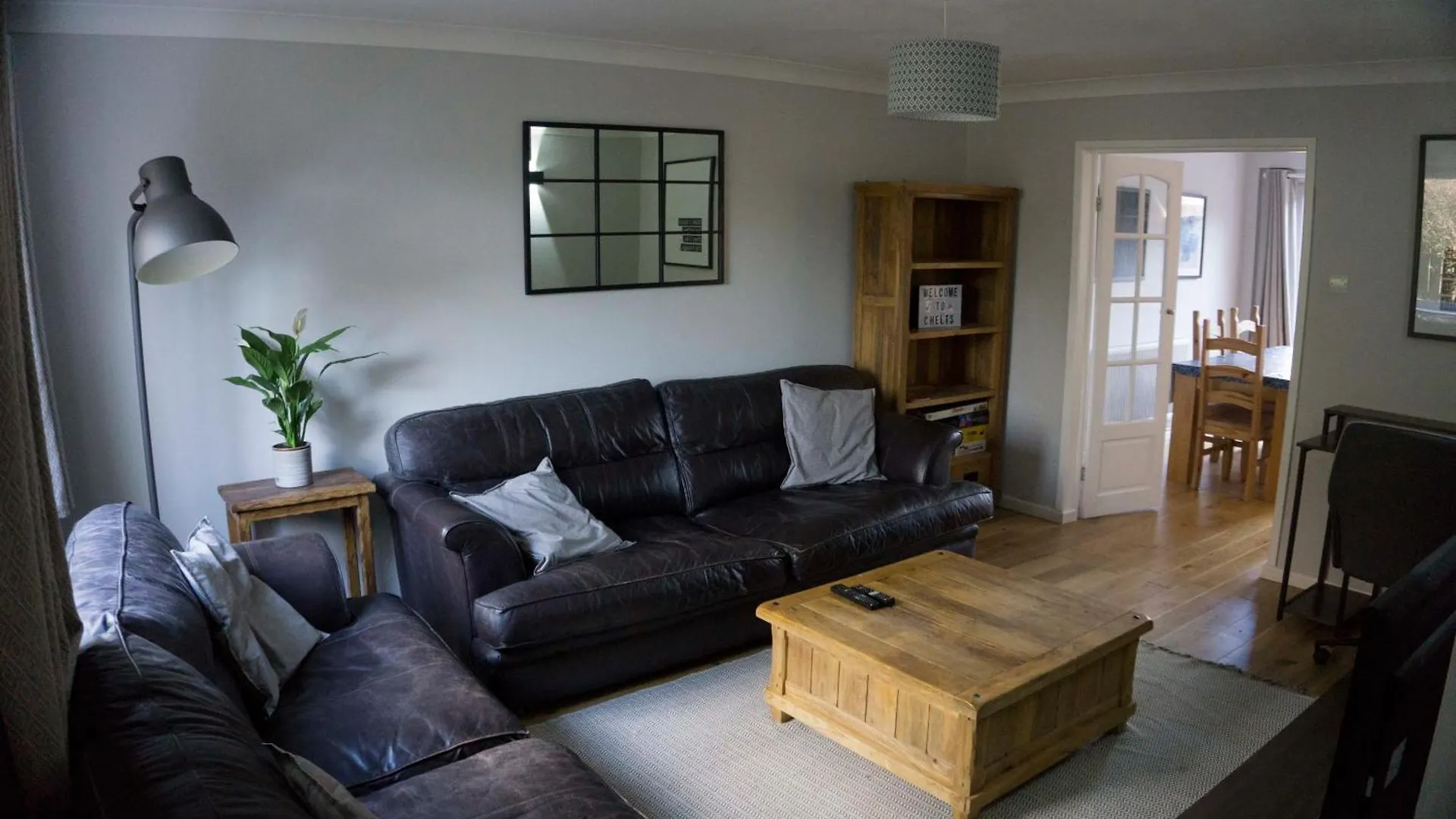 Entire 3-Bed House Near Cheltenham Racecourse And Town GLOUCESTERSHIRE